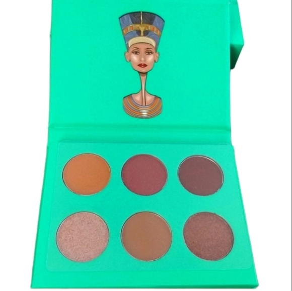 Juvia's Place Other - Juvia's Place The Nubian Mini Eyeshadow Pallet